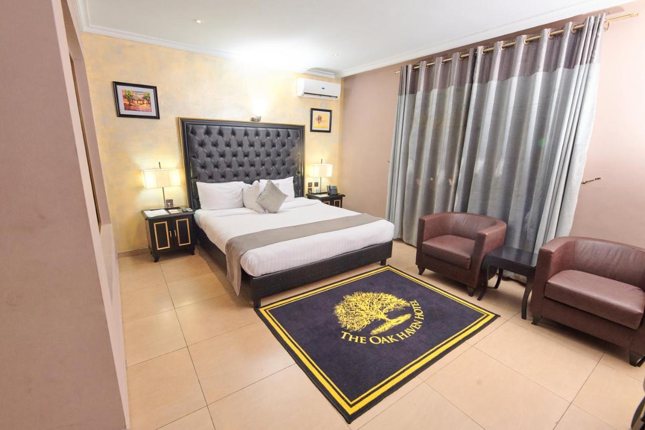 Oak Haven Hotel & Suites Port Harcourt Eksteriør bilde