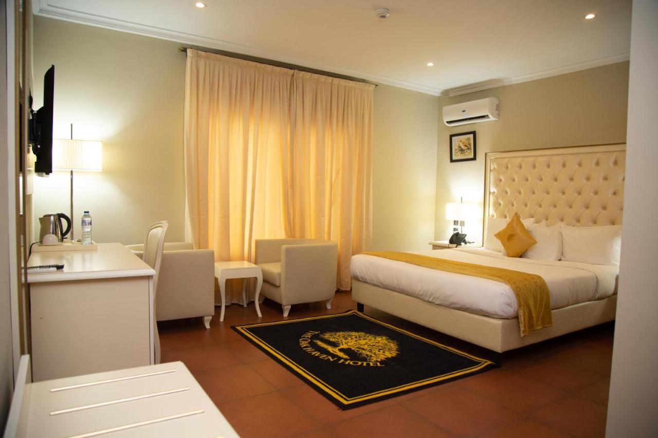 Oak Haven Hotel & Suites Port Harcourt Eksteriør bilde