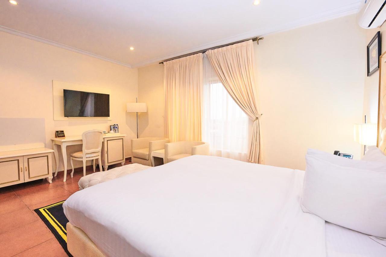Oak Haven Hotel & Suites Port Harcourt Eksteriør bilde