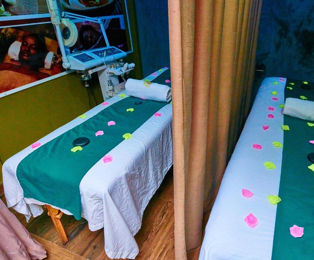 Oak Haven Hotel & Suites Port Harcourt Eksteriør bilde